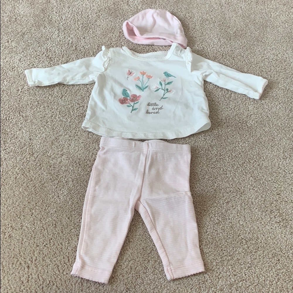 Adorable baby girl set!
